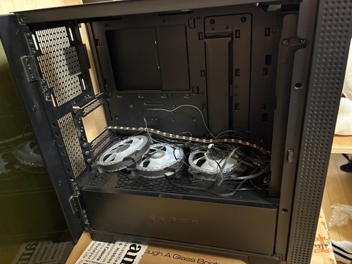 Razer Tomahawk - ATX PCケース　+オマケ