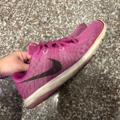 NIKE ランニングシューズの画像