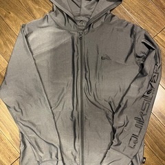 ラッシュガード　水着　グレー　メンズLサイズ

