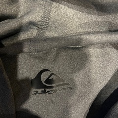 ラッシュガード　水着　グレー　メンズLサイズ
の画像