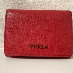 フルラ　三つ折り財布