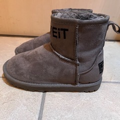 綺麗❗️ジュニア　キッズ　ブーツ　の画像