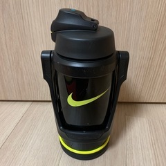 NIKE保冷専用水筒２リットルの画像