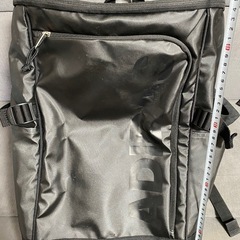 adidas  黒リュック  カッコイイ