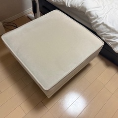ベルベット調 3人掛けカウチソファ スチール脚：アイボリーの画像