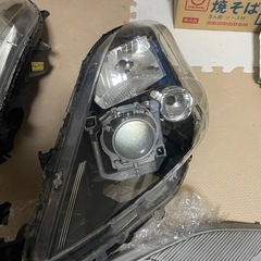 アイシス　ヘッドライト加工用にの画像