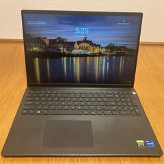 Dell Vostro 7620 ノートパソコンの画像