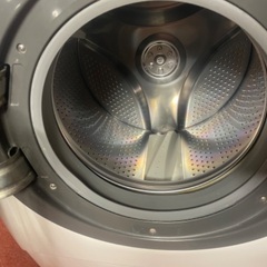 ハイアールドラム式洗濯乾燥機2011年製の画像