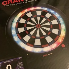 【ダーツ一式】GRANBOARD3 + blitzer + ダーツ2セットの画像