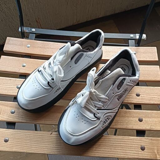 新品 23.5cm レディース スニーカー ホワイト シューズ 靴 ローカット【2000-5】