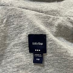 110 baby gap キッズ　パーカーの画像
