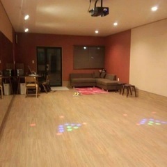 アイドルダンス、ストリートダンス、ブレイクダンス、アクロバット、かわいい踊りからかっこいい踊りまで習えますの画像