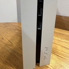 SONY PlayStation4 グレーシャーホワイト500GBの画像