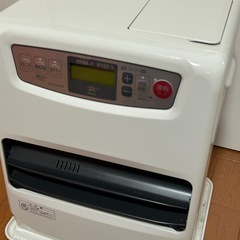 石油ファンヒーター　1シーズン使用　木造9畳／コンクリート13畳