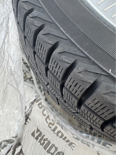 Yellow Hat PRACTIVA ICE BP02 155/65R13 73Q
スタッドレスタイヤ　4本セット　