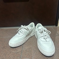 LACOSTE スニーカー