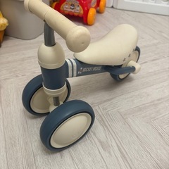 三輪車