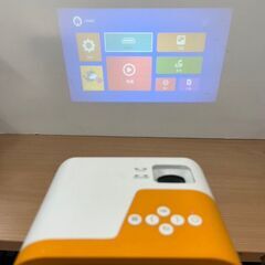 YOWHICK 超小型 プロジェクター ホームシアター DP02Wの画像