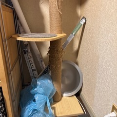 RAKU キャットタワー 突っ張り 木登りタワー シングル 猫タワー 省スペース スリム 爪とぎ 麻紐 ネコ タワーキャットツリーの画像