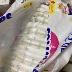 開封済み　メリーズ　おむつ XXL 22枚の画像