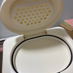 オムツ用ゴミ箱の画像