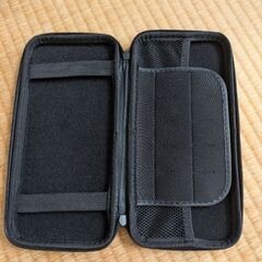 任天堂　スイッチケースの画像