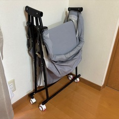 ベビーベッドの画像