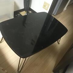 折り畳みテーブル