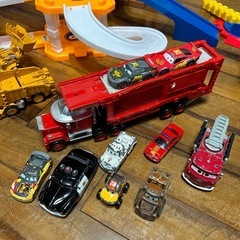 電動バイク　カーズミニカー　チョロＱ　立体駐車場　おまけ付きの画像