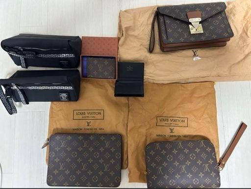 ルイ・ヴィトン Mason Pouch GIANNI VERSACE pouch