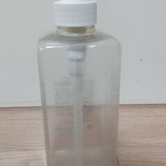 角ポンプボトル　600ml