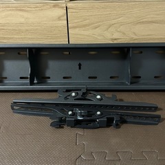 テレビ用　壁掛け金具