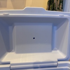 美品　Rubbermaid クーラーボックスの画像