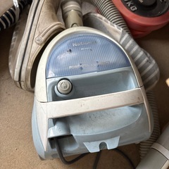 こわれた掃除機