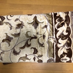ラグ　正方形　中古