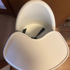 ベビービョルン  ハイチェア　ベルト付き