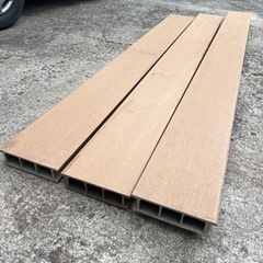 ウッドデッキ床板　樹脂素材　人工木の画像