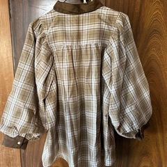 axes femmeチェックシャツの画像
