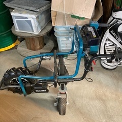 マキタ電動運搬車