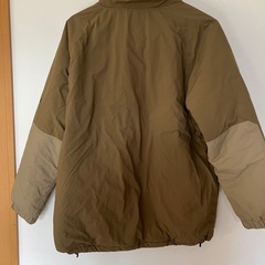 vansダウンジャケットの画像