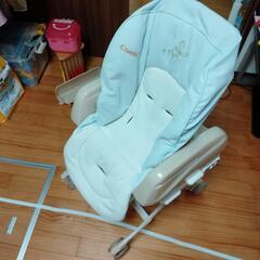ベビーチェア　ベビーベッド　電動　自動ゆらゆら　コンビ　アンレーブATゆらぎ　の画像