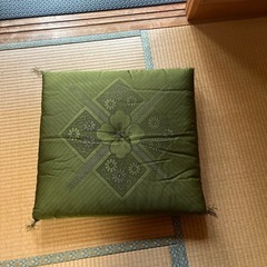 中古座布団