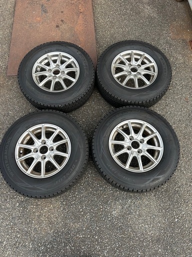 ダンロップスタッドレス　100/4H 　13インチ