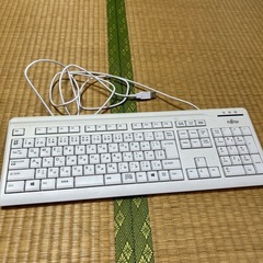 パソコンのパーツ　キーボード
