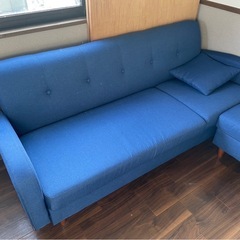3人掛けソファー　ネイビー　オットマン・クッション付き　の画像