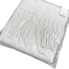 【新品】起毛フェイクウールフリンジボリュームマフラーの画像