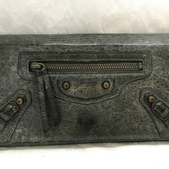 バレンシアガ 長財布