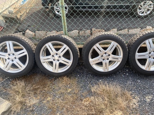 スタッドレスタイヤ