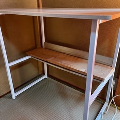 【引き取り先確定済み】作業用机の画像