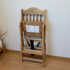ベビーチェア　木製の画像
